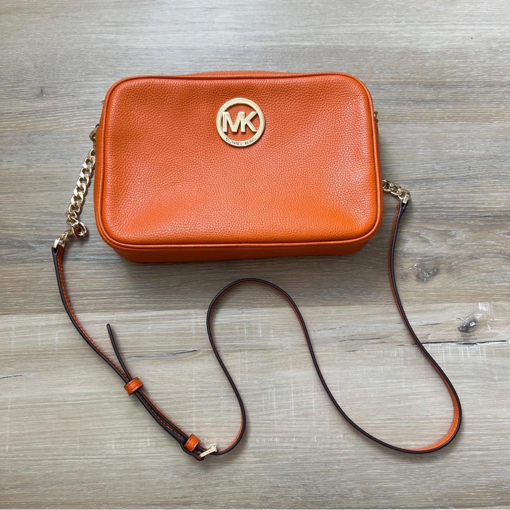 Michael Kors Jetset Crossbody Bag